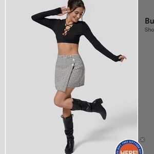 NWT Halara Skirt w Shorts - Large